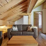 Alpenhaus Montafon By Pferd Auf Wolke *