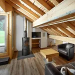 Alpenhaus Montafon By Pferd Auf Wolke Lägenhet