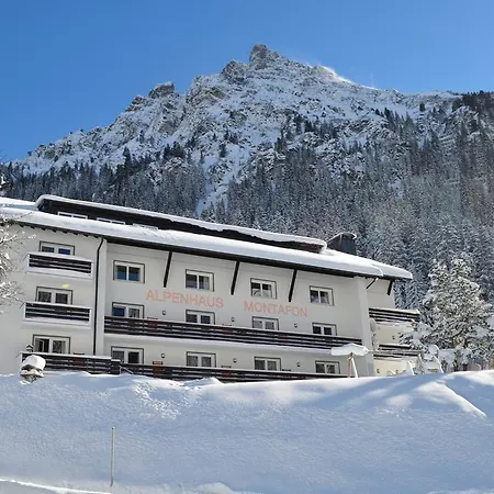 Alpenhaus Montafon By Pferd Auf Wolke Daire