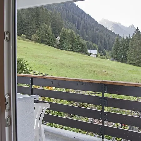 Alpenhaus Montafon By Pferd Auf Wolke Daire *