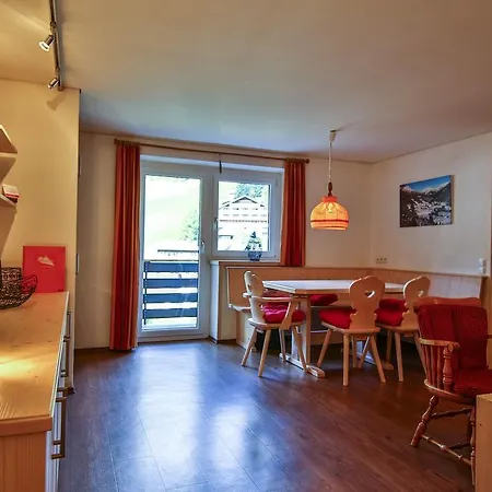 Alpenhaus Montafon By Pferd Auf Wolke Appartement