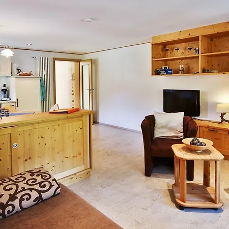 Alpenhaus Montafon By Pferd Auf Wolke * غارغيلين