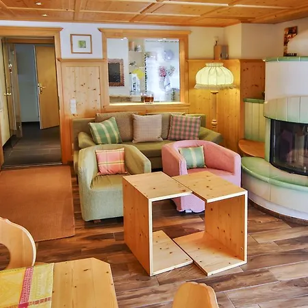 Alpenhaus Montafon By Pferd Auf Wolke Gargellen