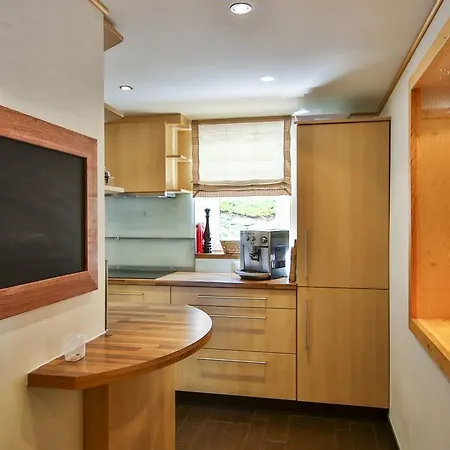 Alpenhaus Montafon By Pferd Auf Wolke *